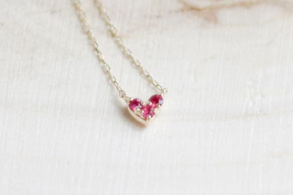 7月の誕生石はルビー！誕生日に喜ばれる誕生石アクセサリー特集