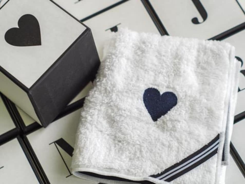 ニューノーマル時代にぴったり！ハンカチ・ハンドソープ・除菌スプレーのギフト特集