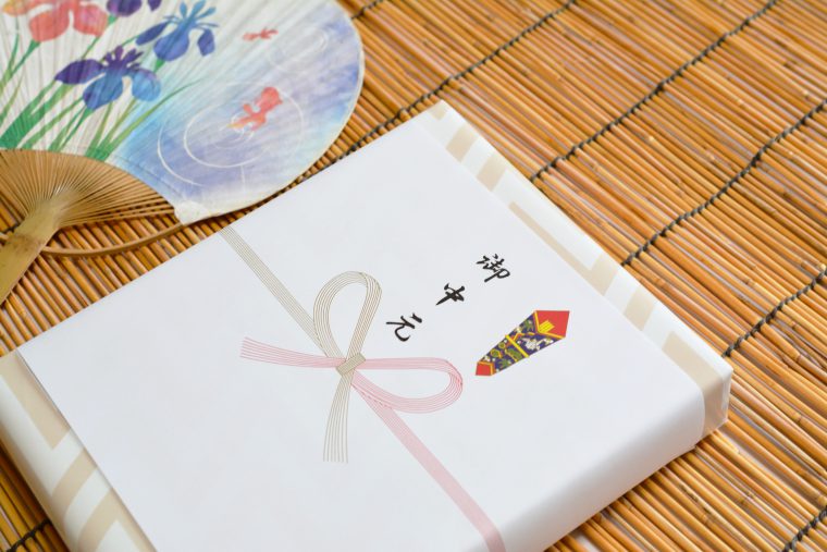 お中元と暑中見舞いに悩む方必見！夏のご挨拶のためのお助けマナー特集