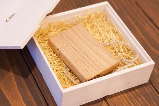 【名入れギフト】KUIN　名刺入れ