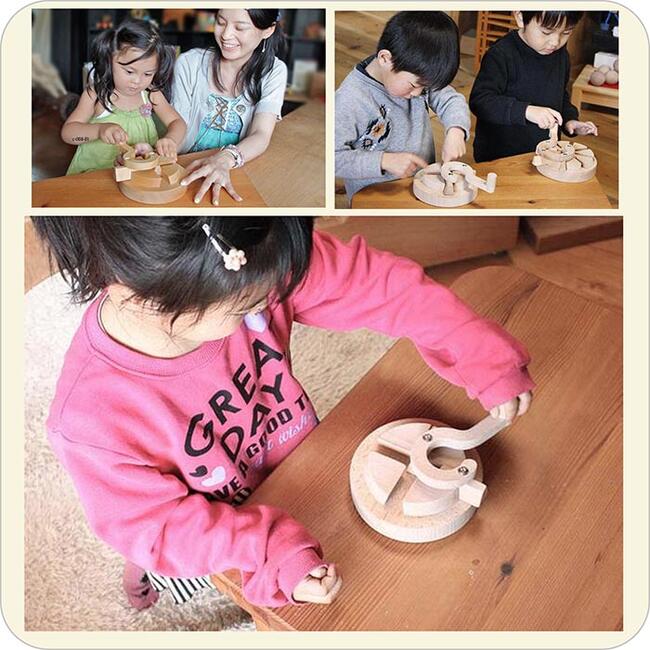 三丁目交差点（日本製）不思議な動きの木のおもちゃ