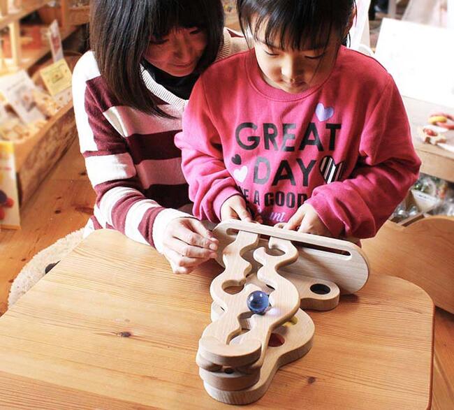 集中力アップゲーム（ビー玉バージョン）日本製 家族だんらんファミリーゲーム