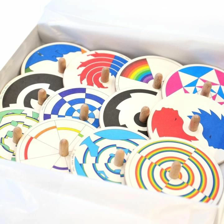 美しい色遊び独楽（コマ）幻想的な色の世界に遊びながら浸る 日本製