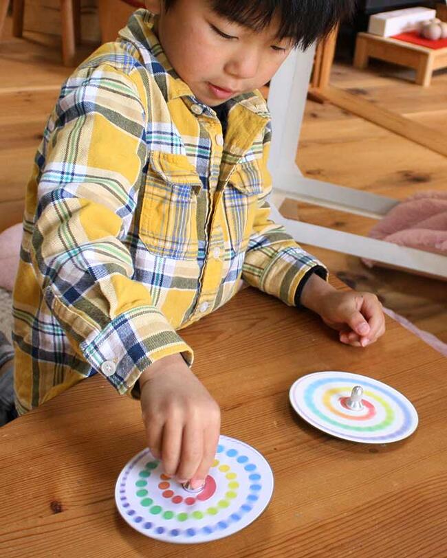 D-TOP 虹コマ（日本製）美しく安定して回転します。