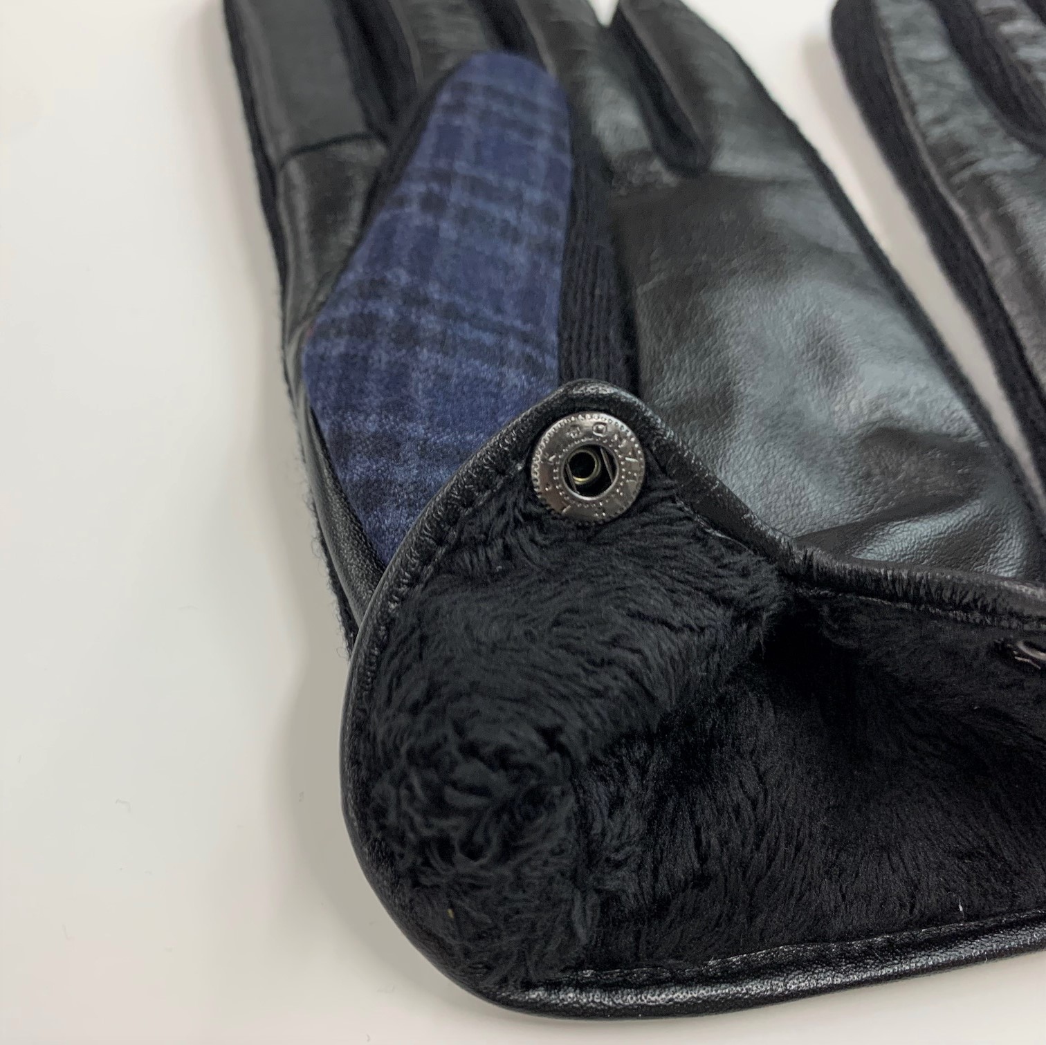 CANONICO生地使用　日本製メンズグローブ(人差し指側面タッチパネル対応)