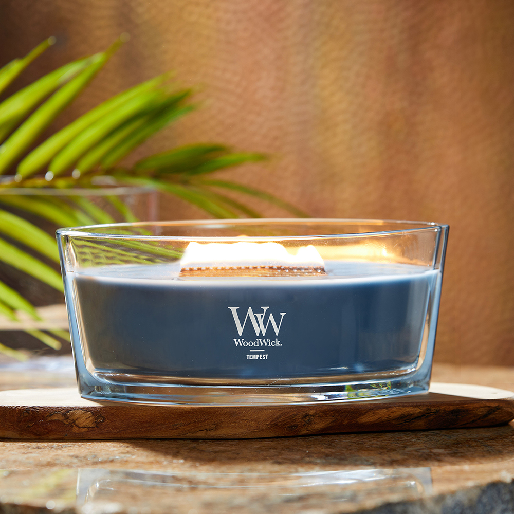 パチパチ音も楽しめるキャンドル　ハースウィック