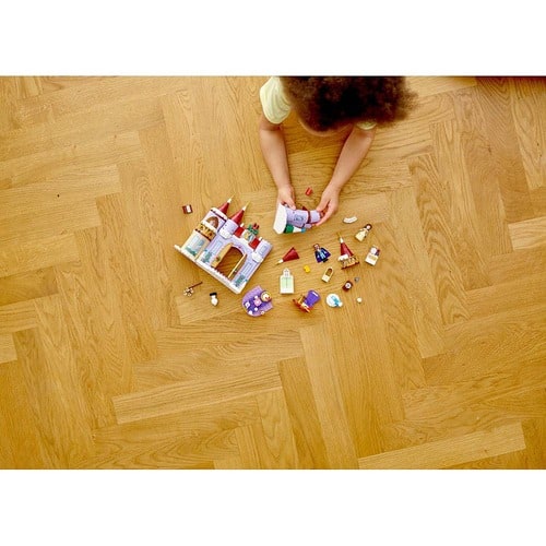 43180 ベルのお城のウィンターパーティー