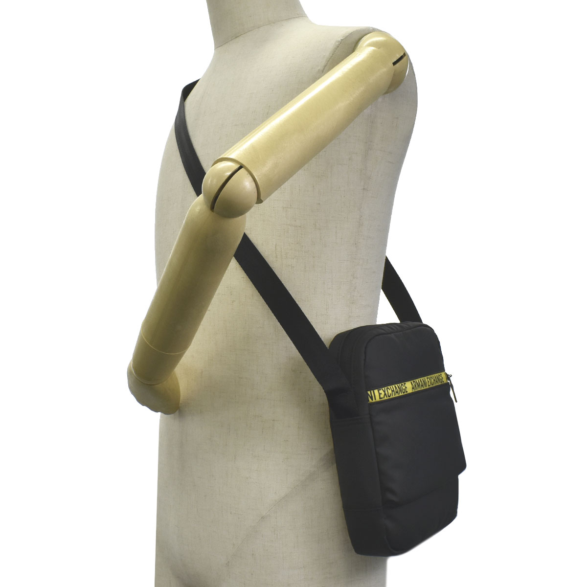 アルマーニEX 952271 0A830 00020 ショルダー BK