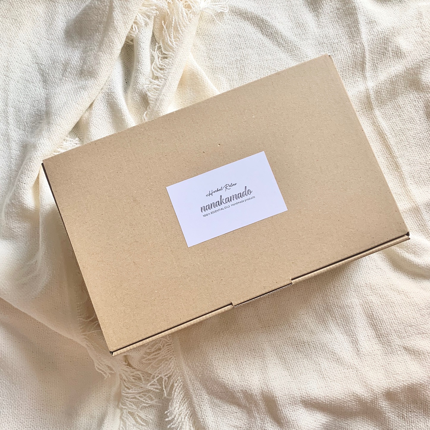 ブルーベース・ラグラス×ミモザのアロマワックスサシェ（レクタングル型）