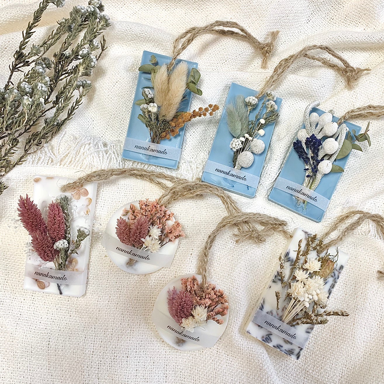 ブルーベース・ラグラス×ミモザのアロマワックスサシェ（レクタングル型）