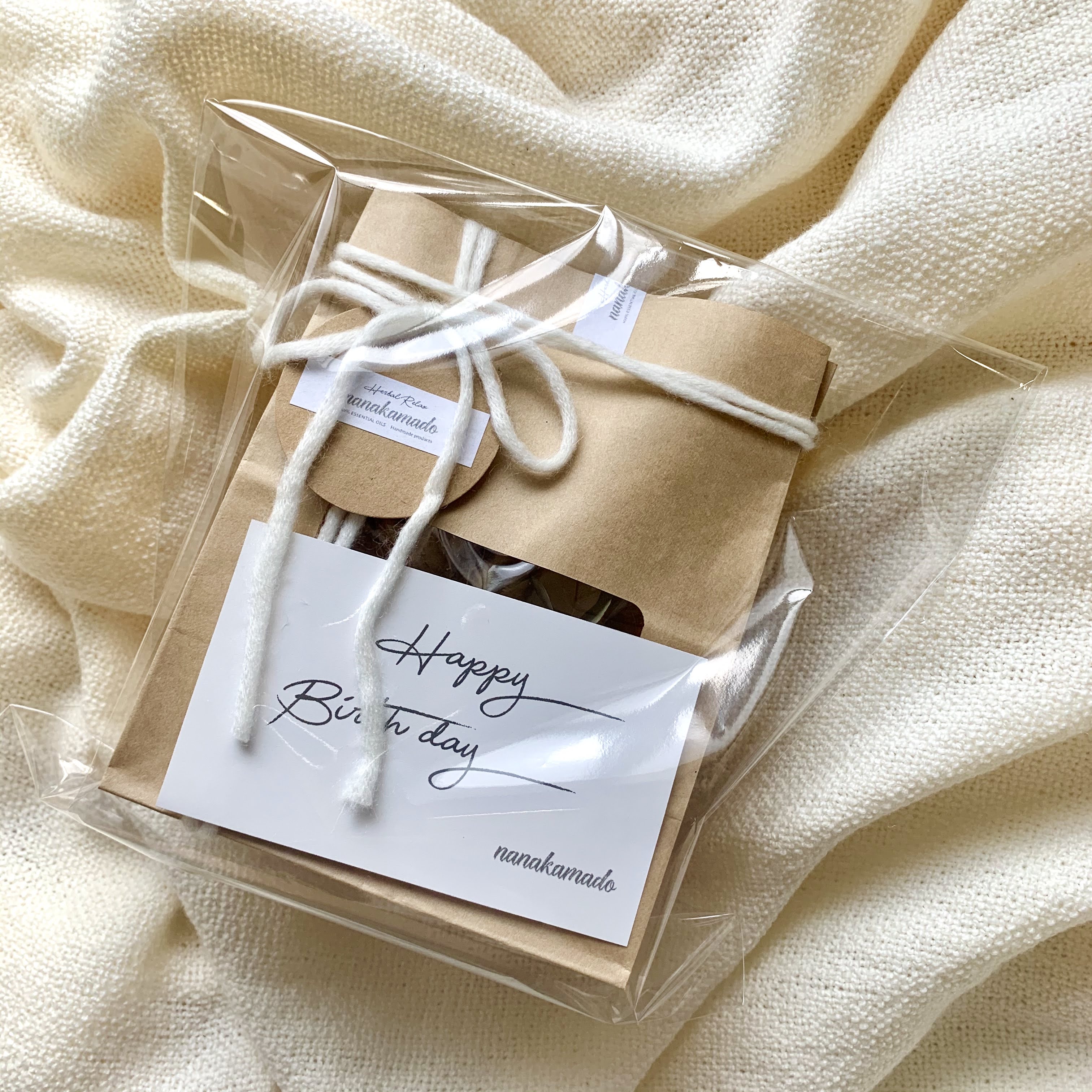 ブルーベース・ワイルドコットンフラワー×ピンキーボタンのアロマワックスサシェ（レクタングル型）