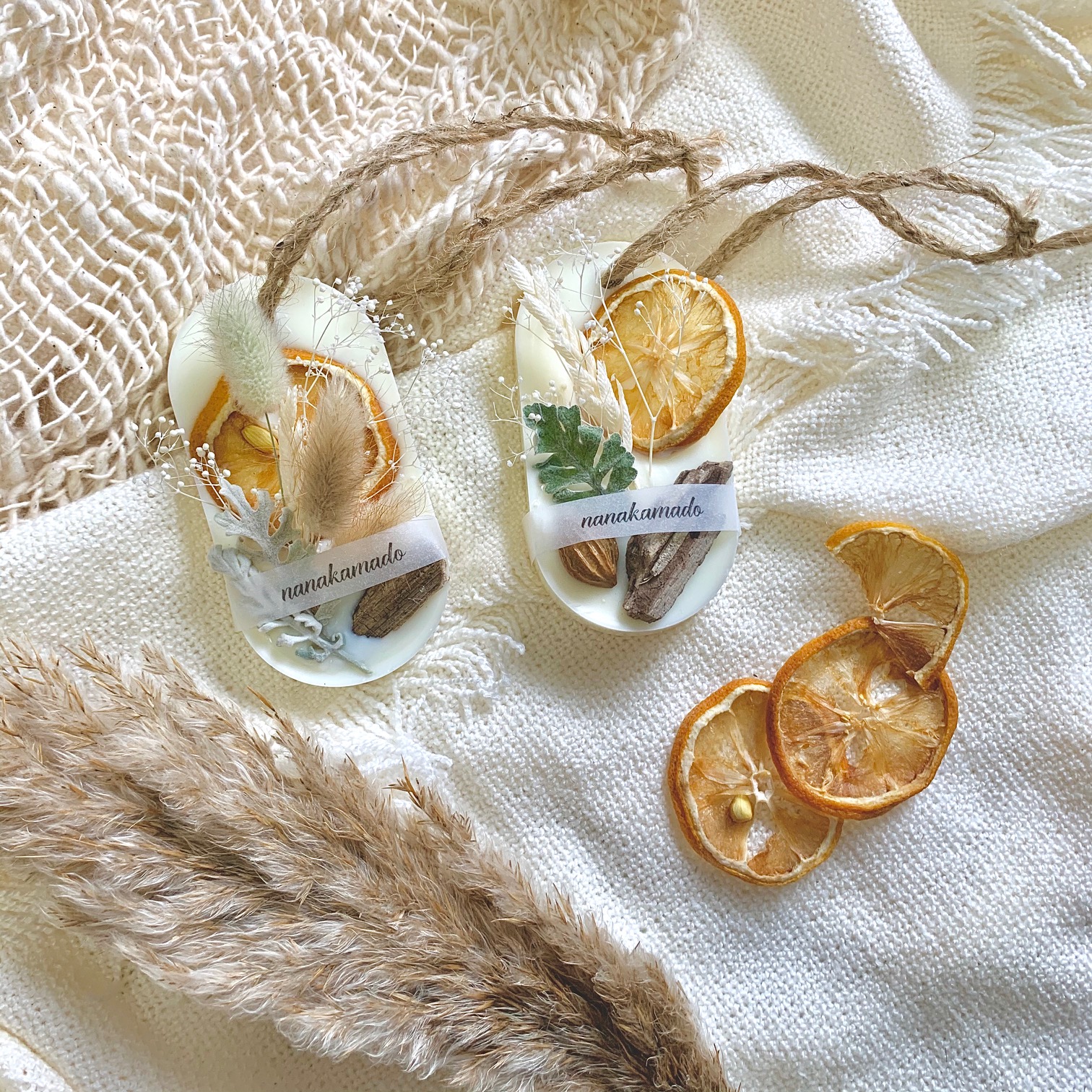 クリームベース・ドライレモン×ラグラスのアロマワックスサシェ（オーバル型）