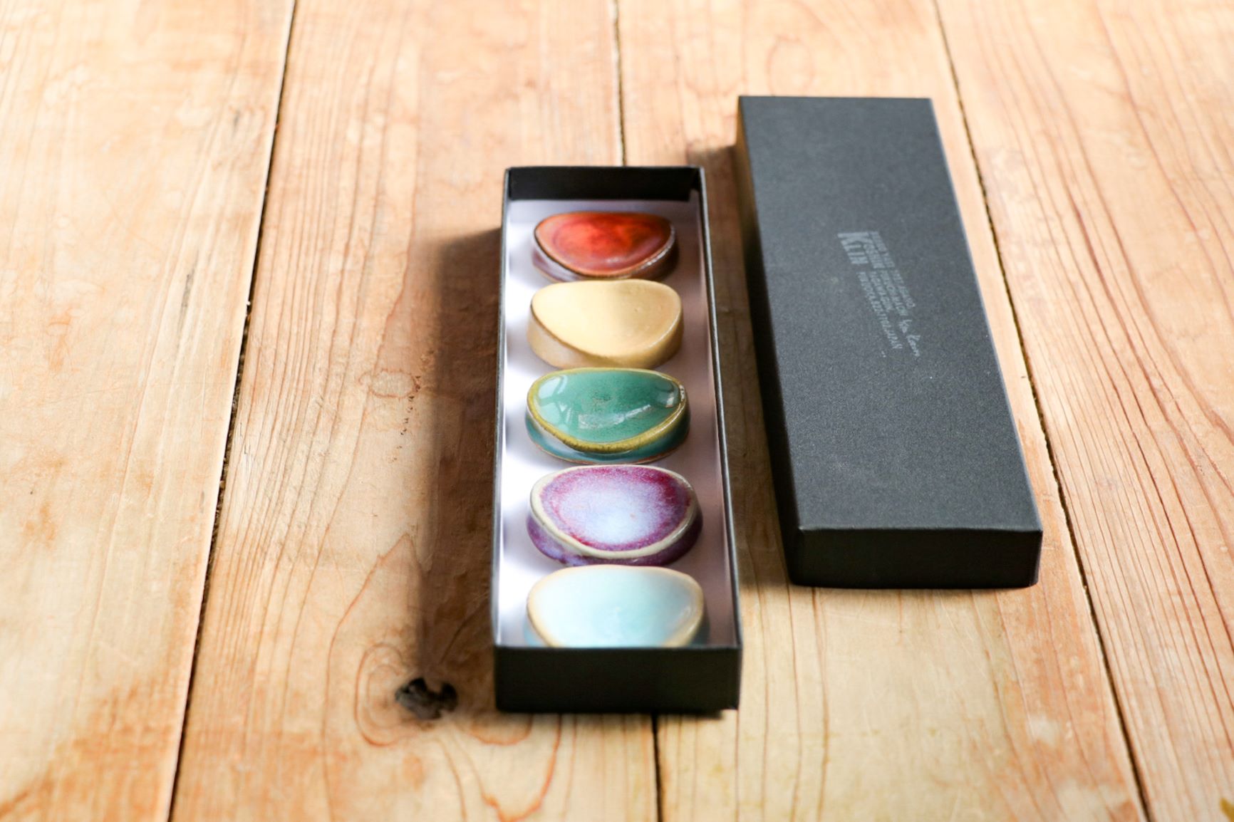 イロミハシオキ