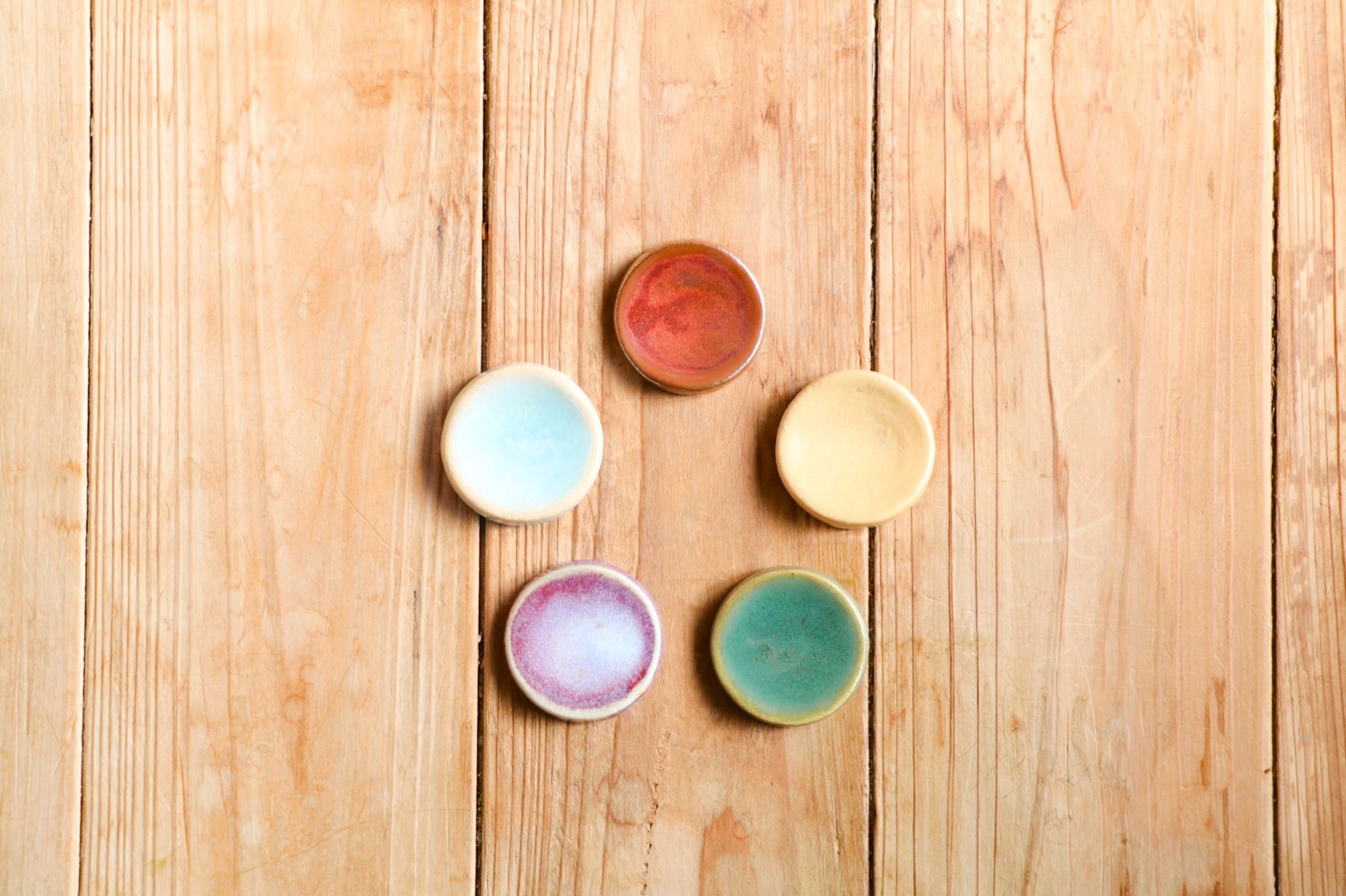 イロミハシオキ