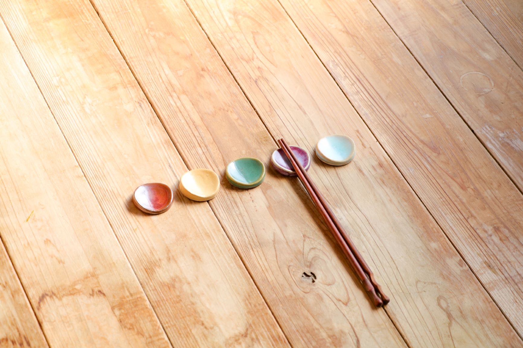 イロミハシオキ