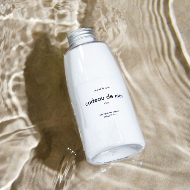 cdmバスパウダー　ボトル