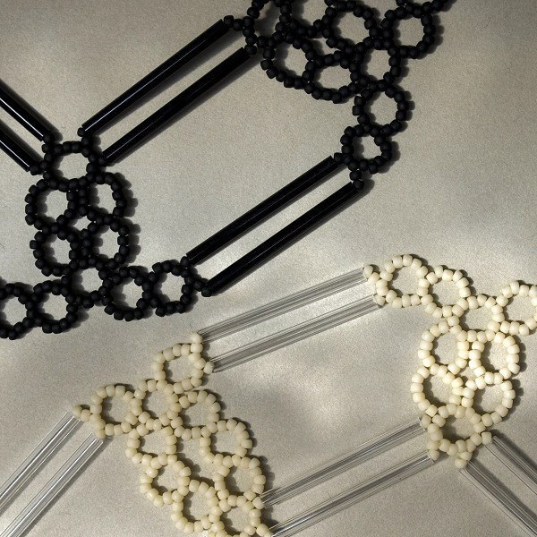 PN-010-BK / WH / GR (Ellipse Necklace)