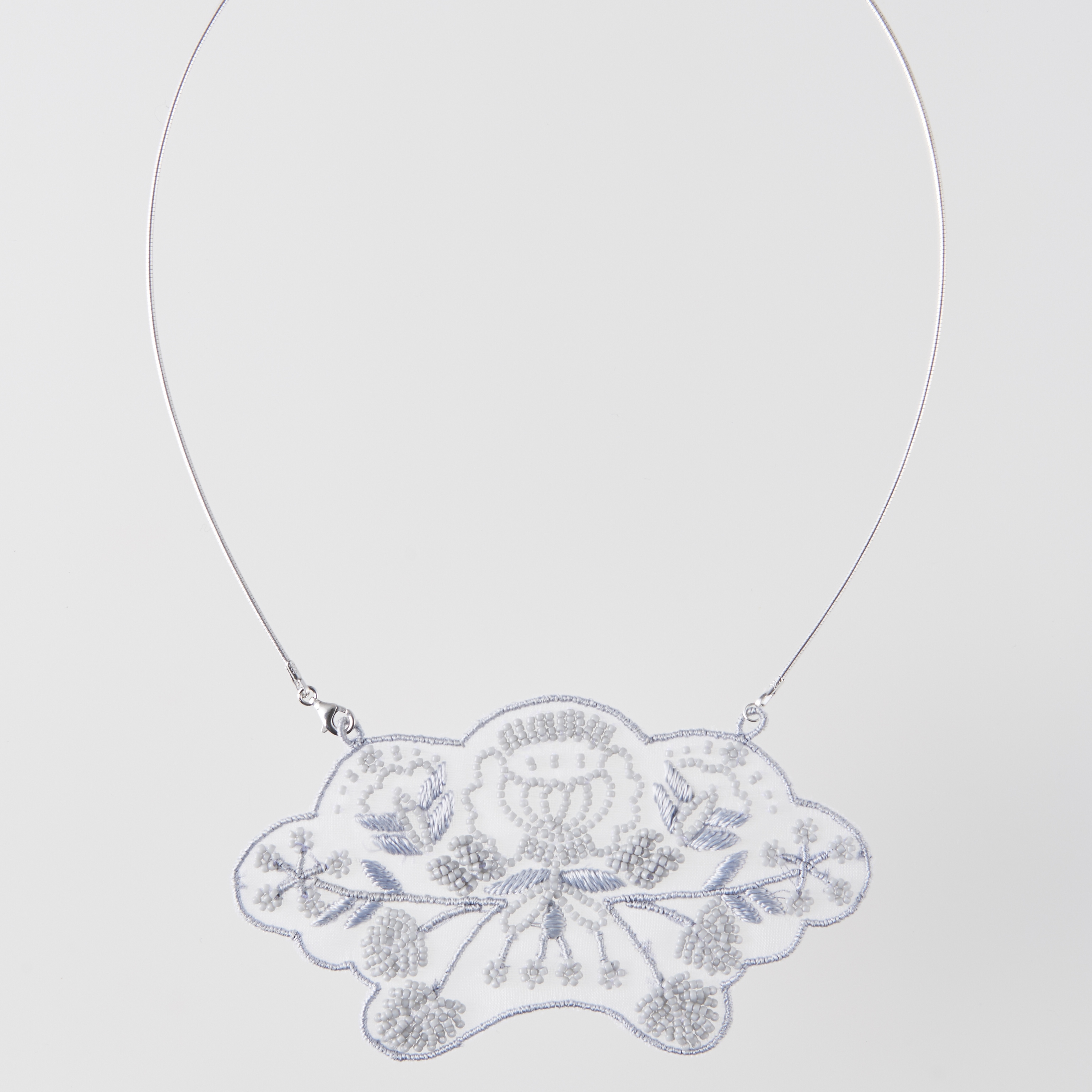 【ブランドBOX付き】T1-LN-WH / GR (Lilou Necklace)