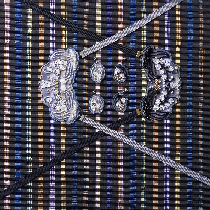 【ブランドBOX付き】T2-LLP-BK / BL (Lily Pierced)