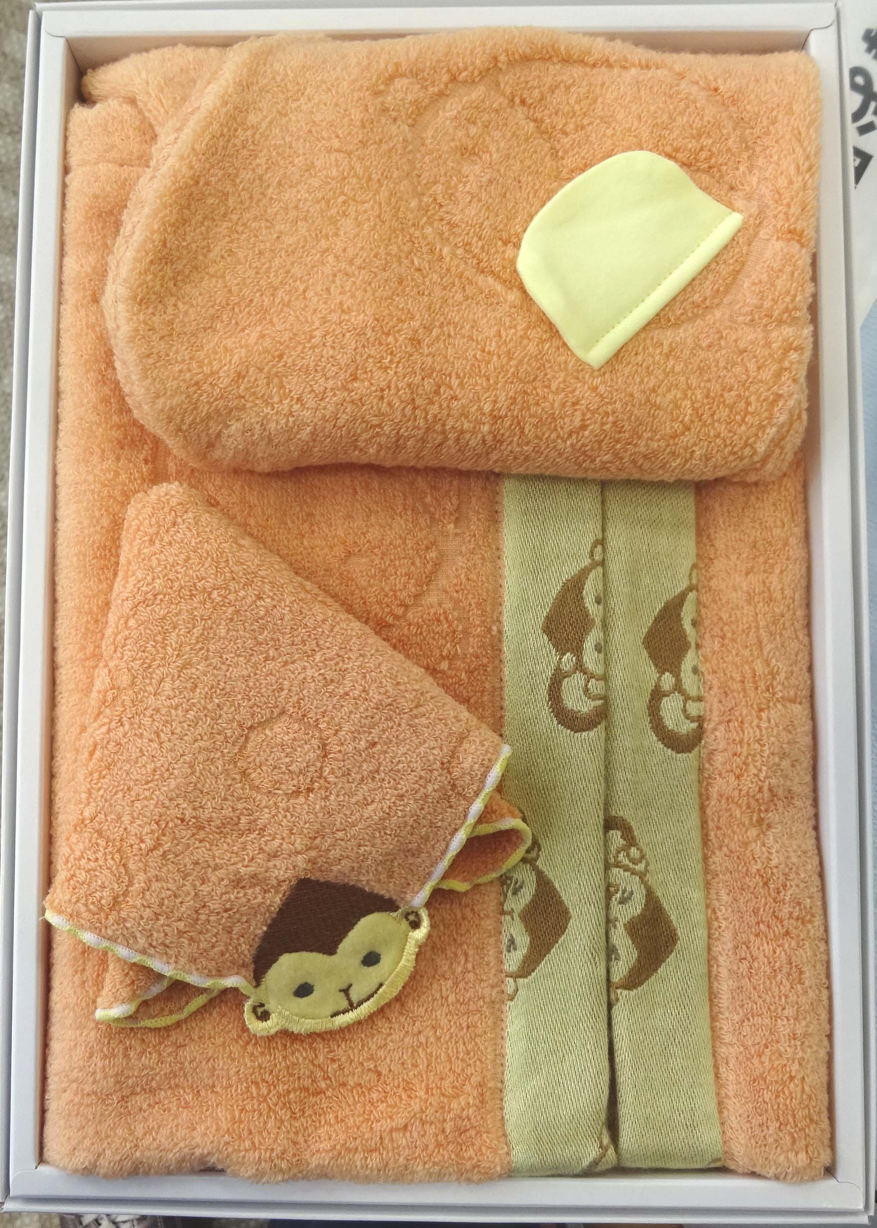 プチプチフードバスタオルセット（フードバスタオル＋タオルチーフ）化粧箱入り