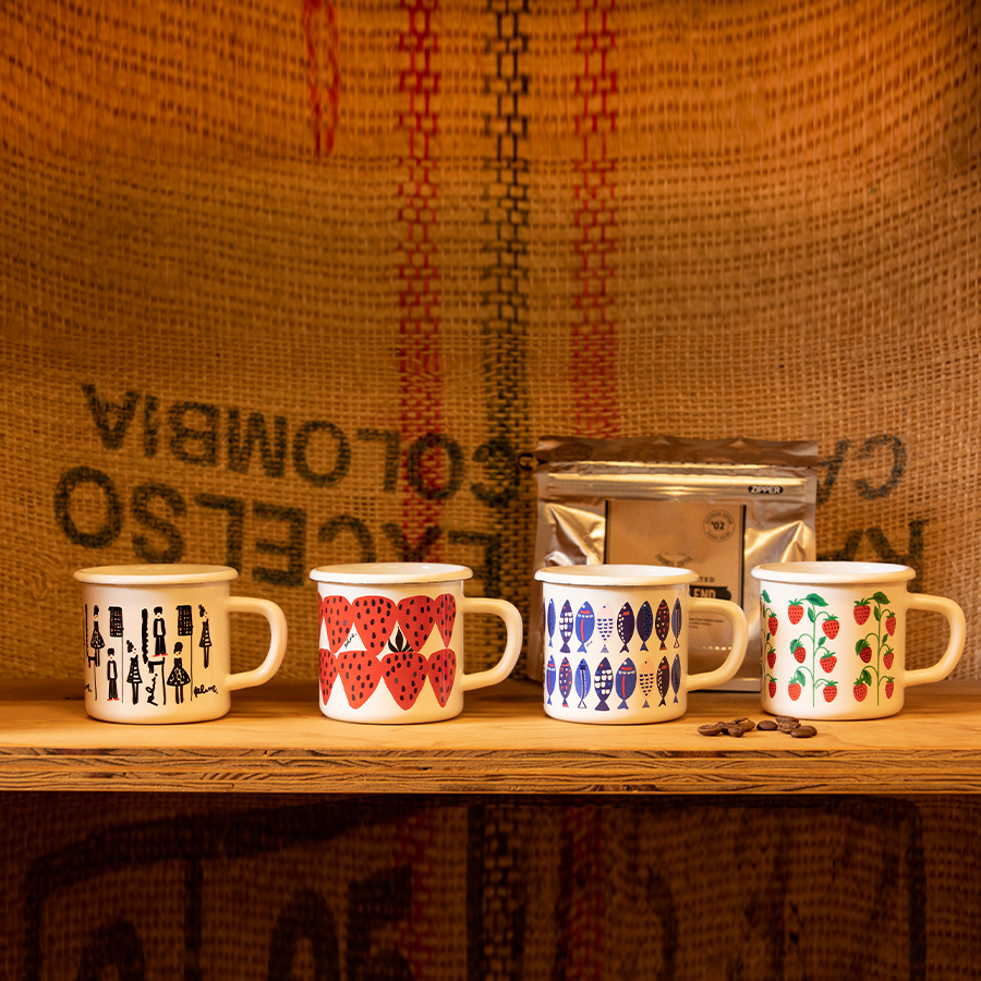 ホーローマグカップ