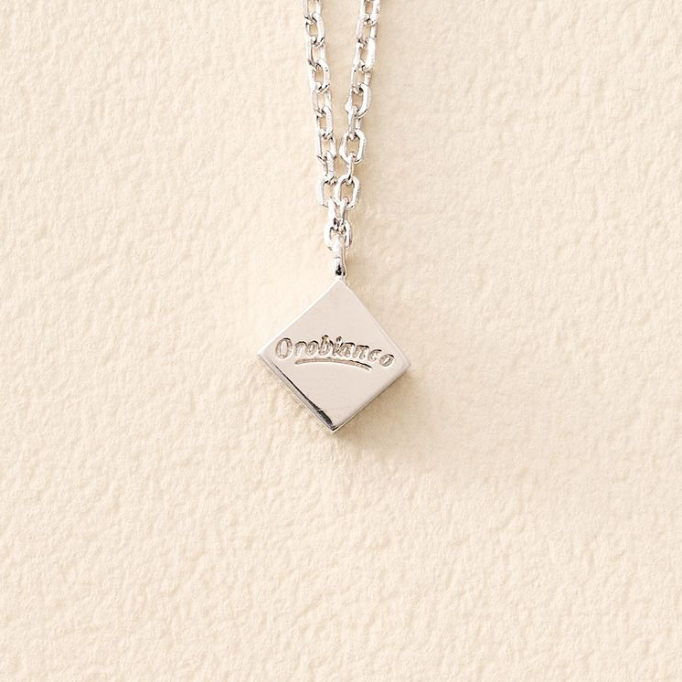 【ペアもおすすめ】ペンダントトップネックレス｜ブランドBOX付