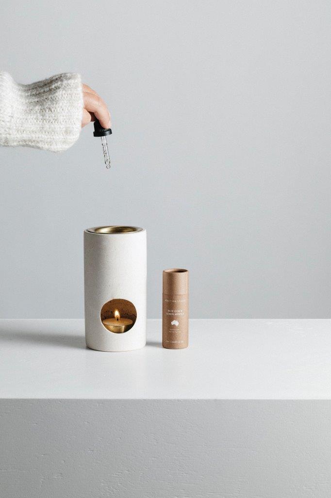 Synergy Oil Burner – Limestone | Addition Studio （アディション