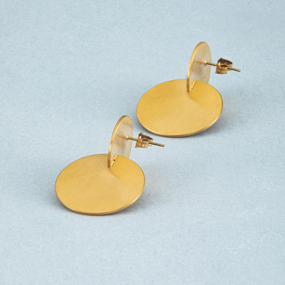 ビックラウンド 個性が光るデザインピアス アレルギーフリー P1284