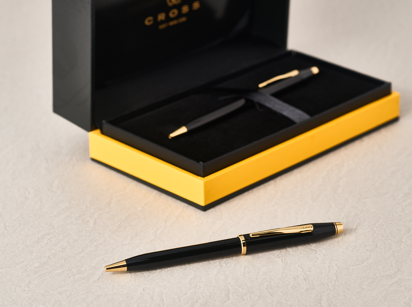 センチュリー ブラックラッカーボールペン