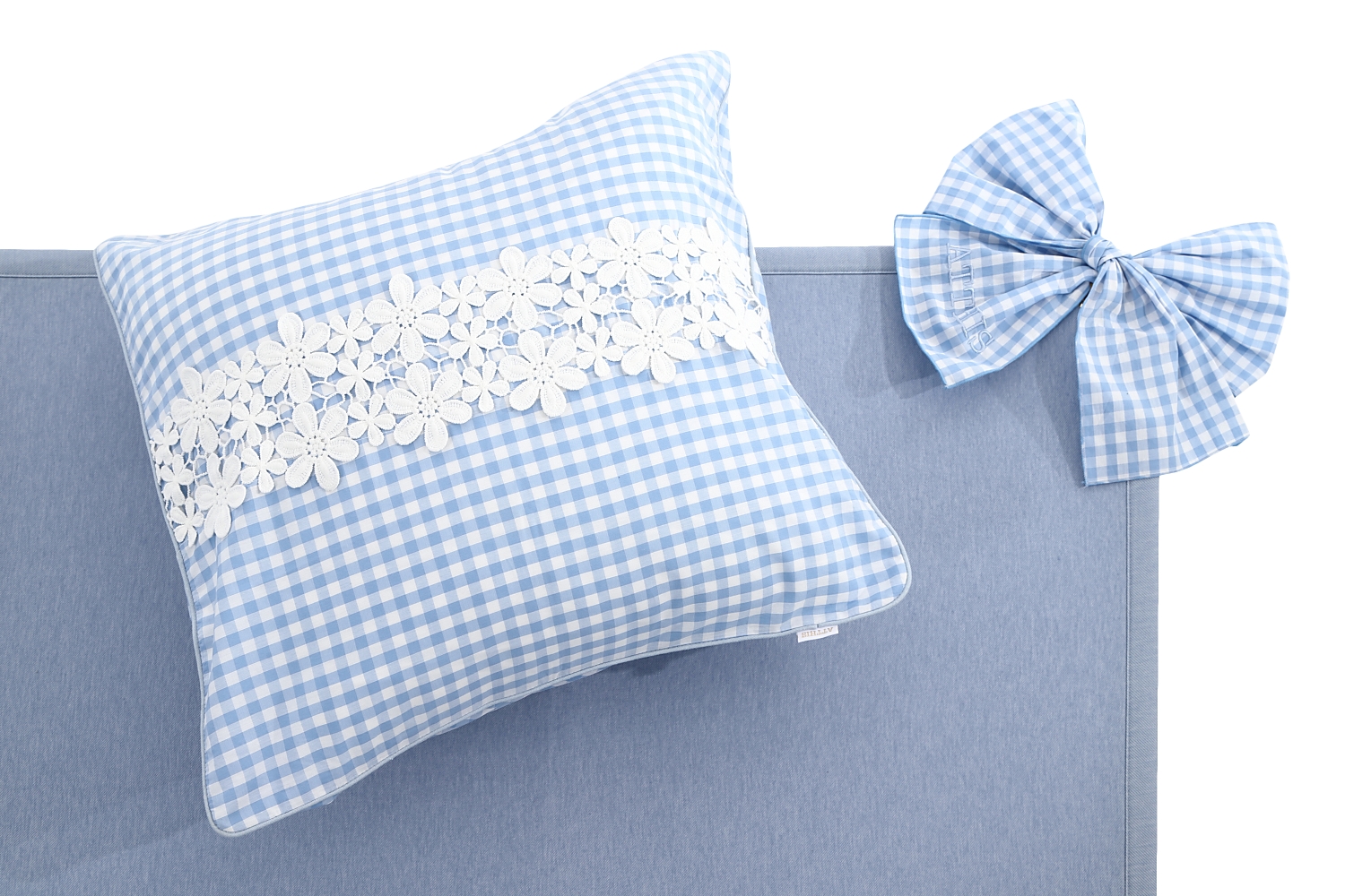 Cushion cover gingham check sky blue