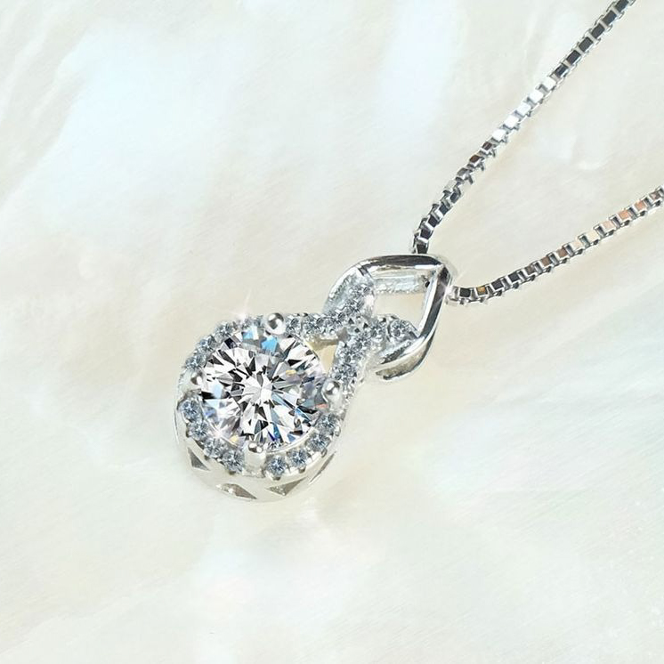 【Clementia】ソフィアスワロフスキーネックレス