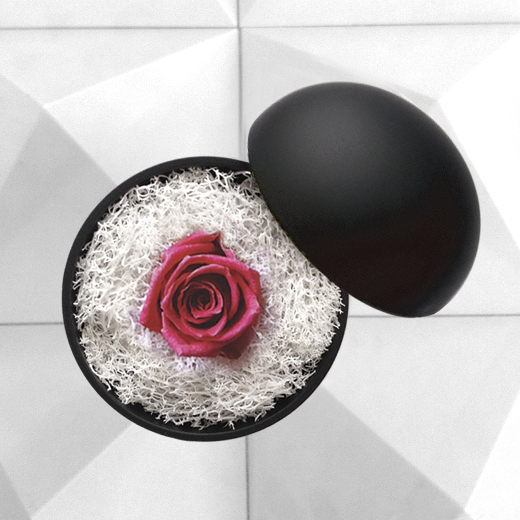 flower of love - globe "hot pink rose & white moss"