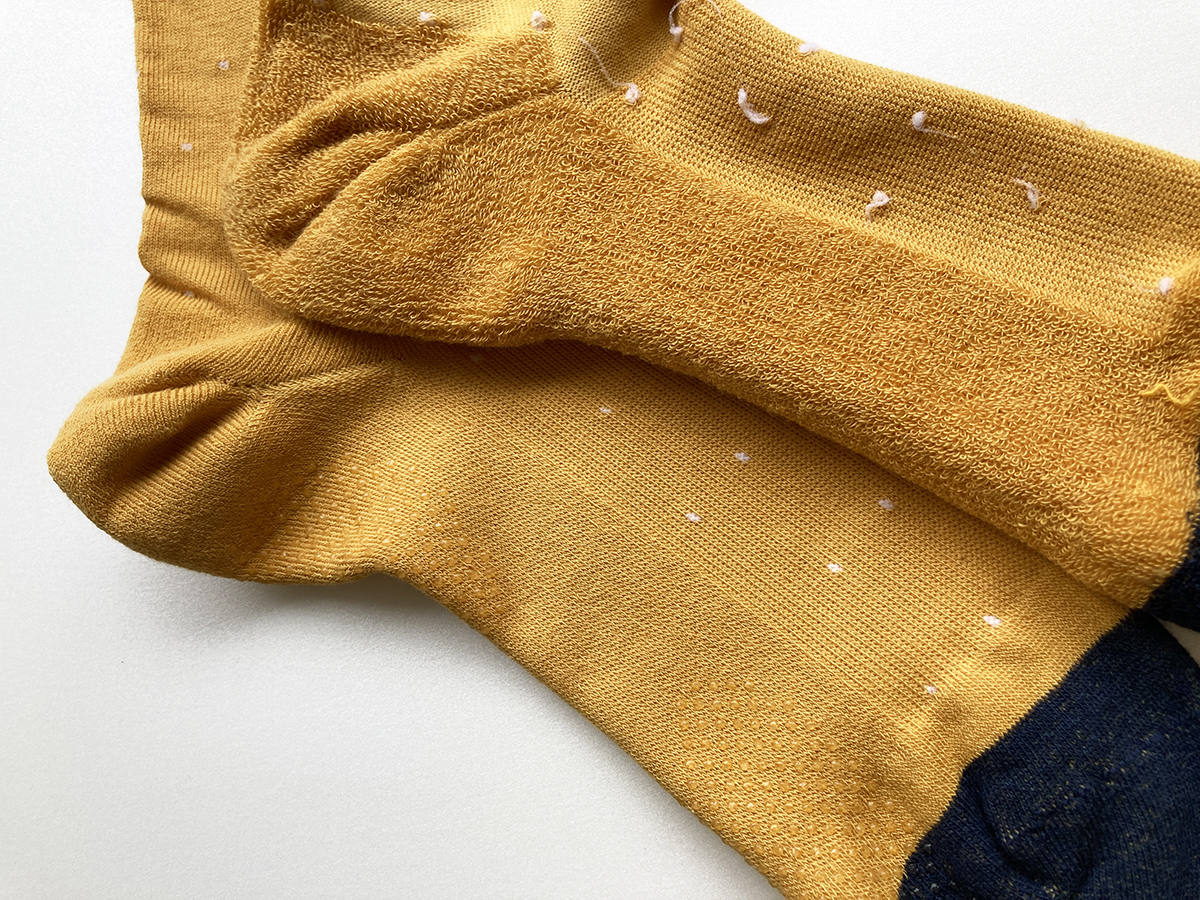 ロング丈ハイゲージピンドットソックスKeith FI-005