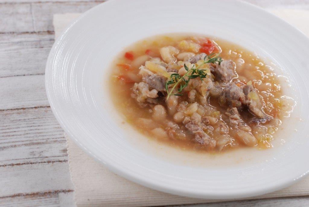 豚肩ロースのあっさりカスレ