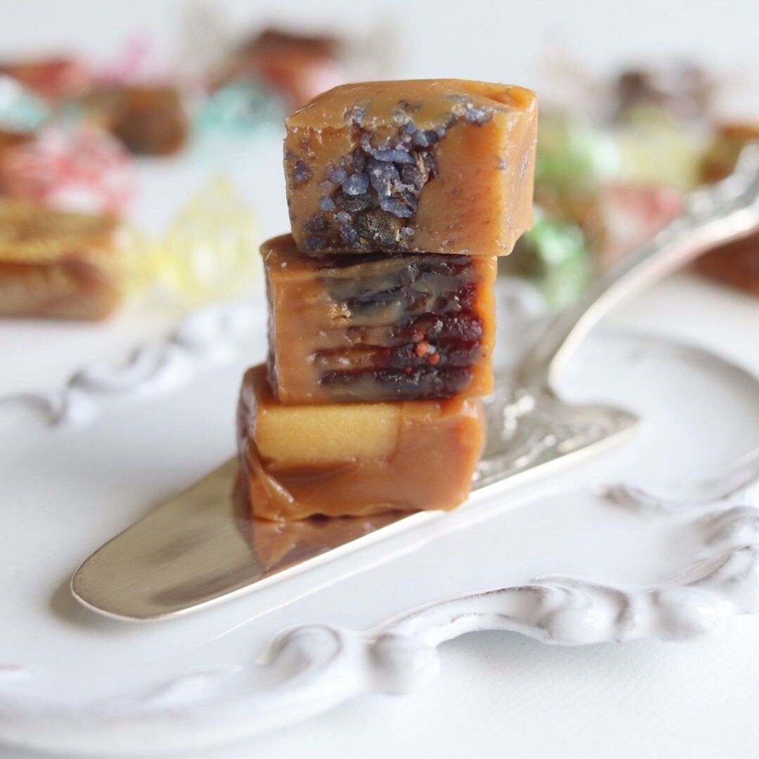 母の日2021 フランス産 ドラジェ アソートボックス E  (ドラジェ+キャラメル5粒) 帯付き