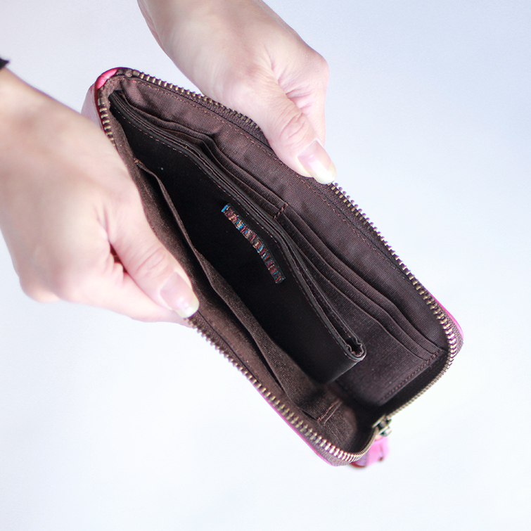 L-fastener Wallet