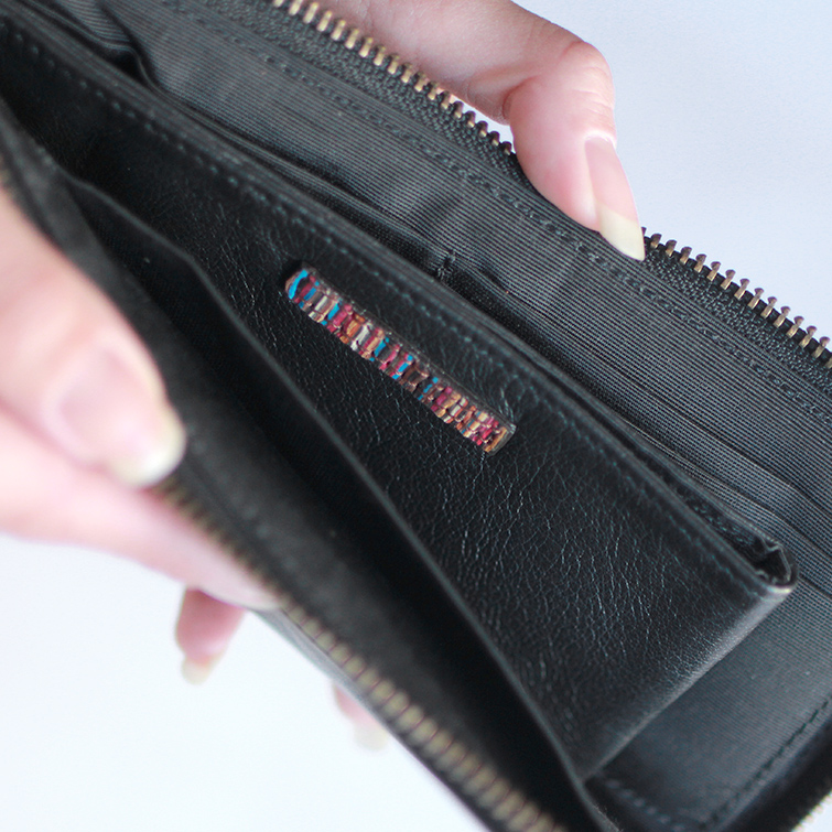 L-fastener Wallet