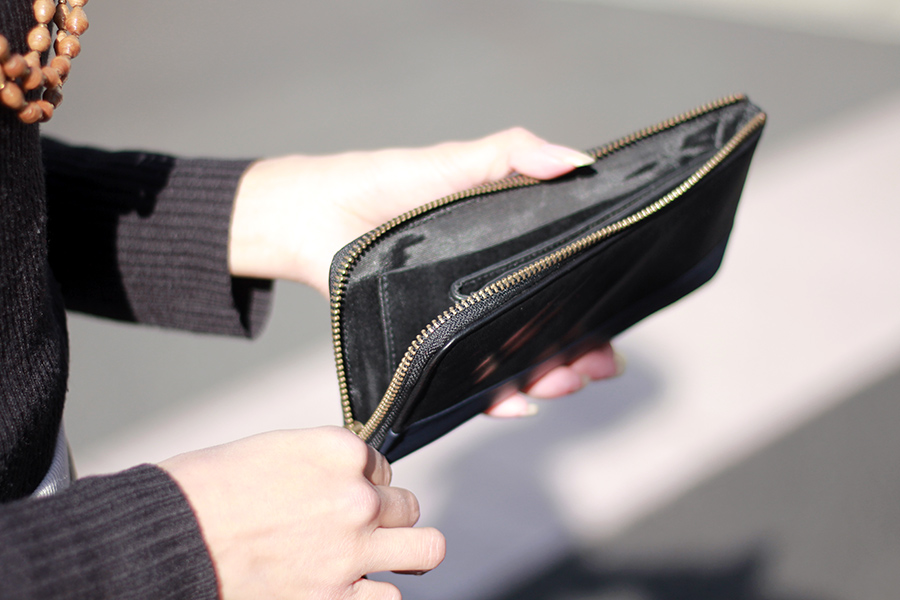 L-fastener Wallet