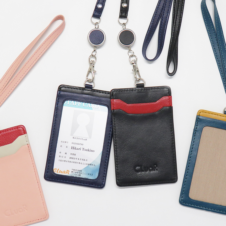 【名入れ可】本革 リール付きIDカードホルダー 縦型 LR0026N
