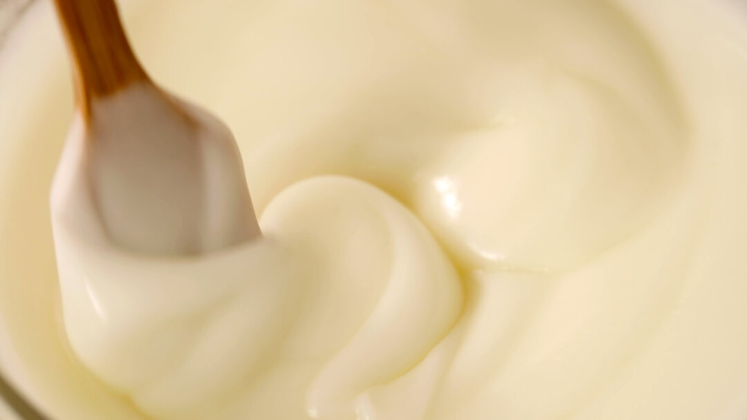 【肌がよろこぶ、ふわっふわの保湿クリーム】スチームクリーム　選べるデザイン缶（厳選された天然由来原料配合）