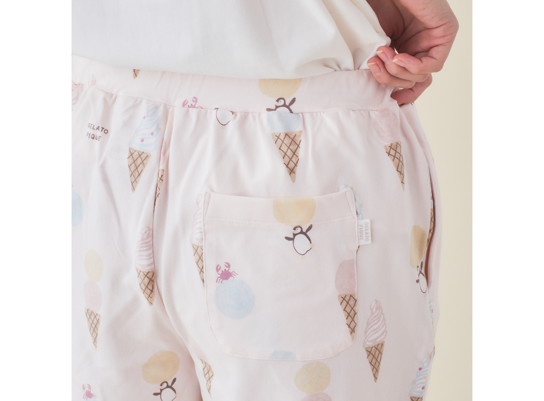 アイスクリームロゴ上下セット