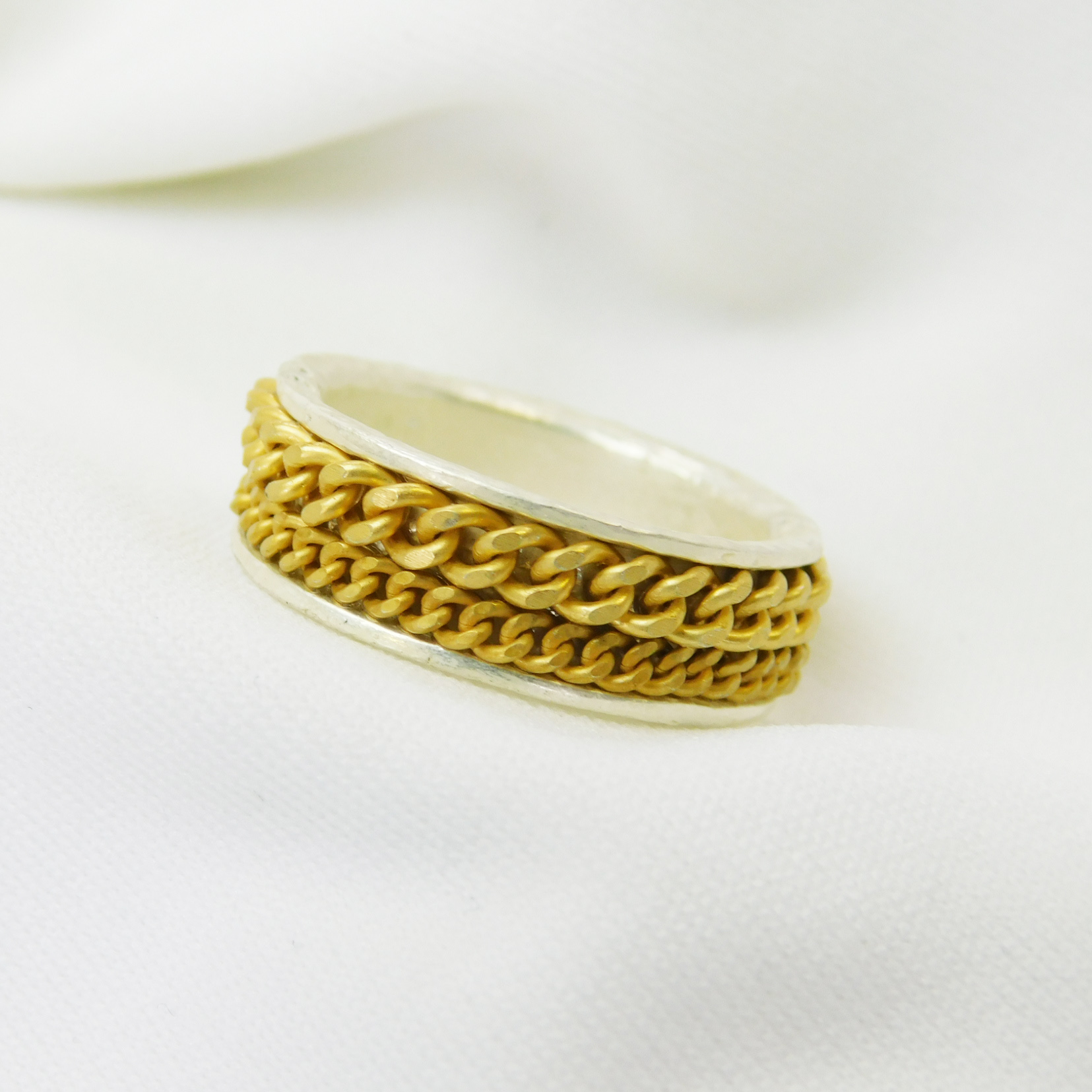 チェーンモチーフメタルリング