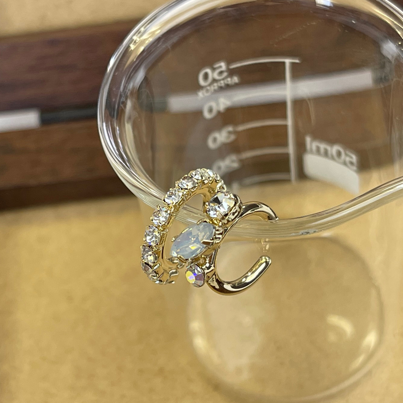 ラインストーン使いイヤーカフ2個セット（片耳用）