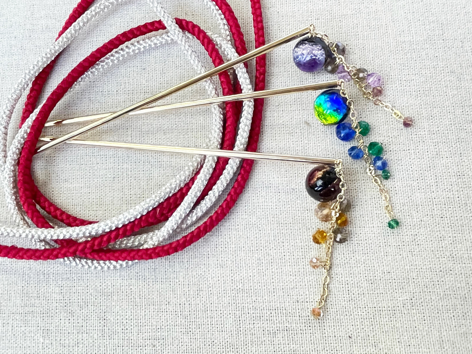 とんぼ玉下がりかんざし | ピーツーインターナショナルのプレゼント  