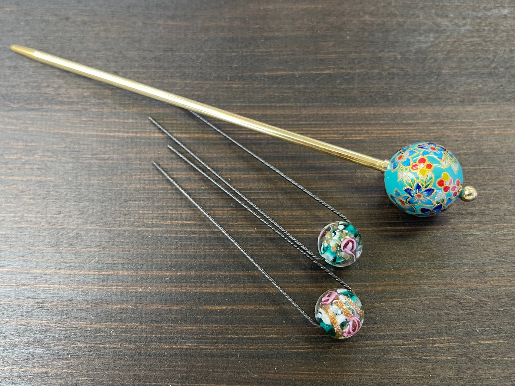 蒔絵風玉かんざしフラワーテイスト＆ガラスＵピン