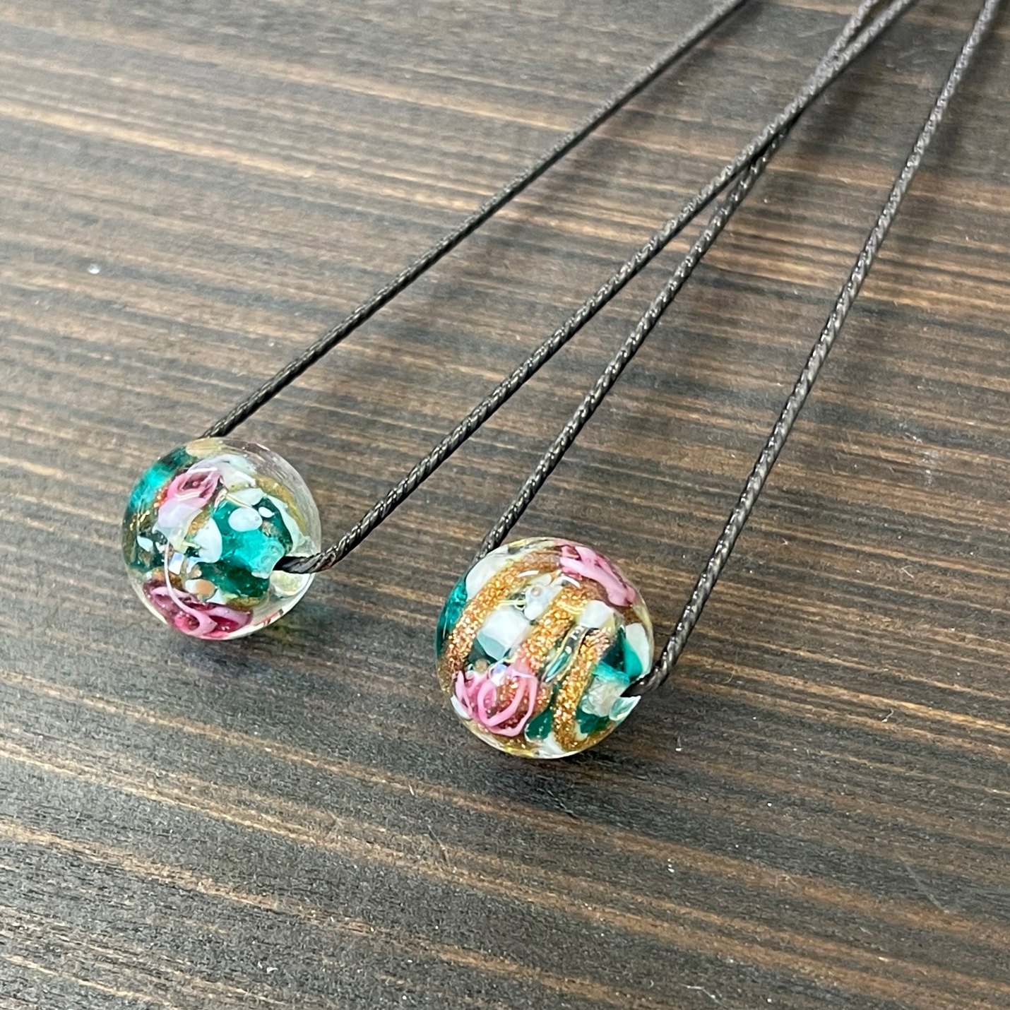 蒔絵風玉かんざしフラワーテイスト＆ガラスＵピン