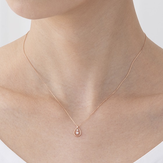 K10ピンクゴールド ダイヤモンド ペンダント