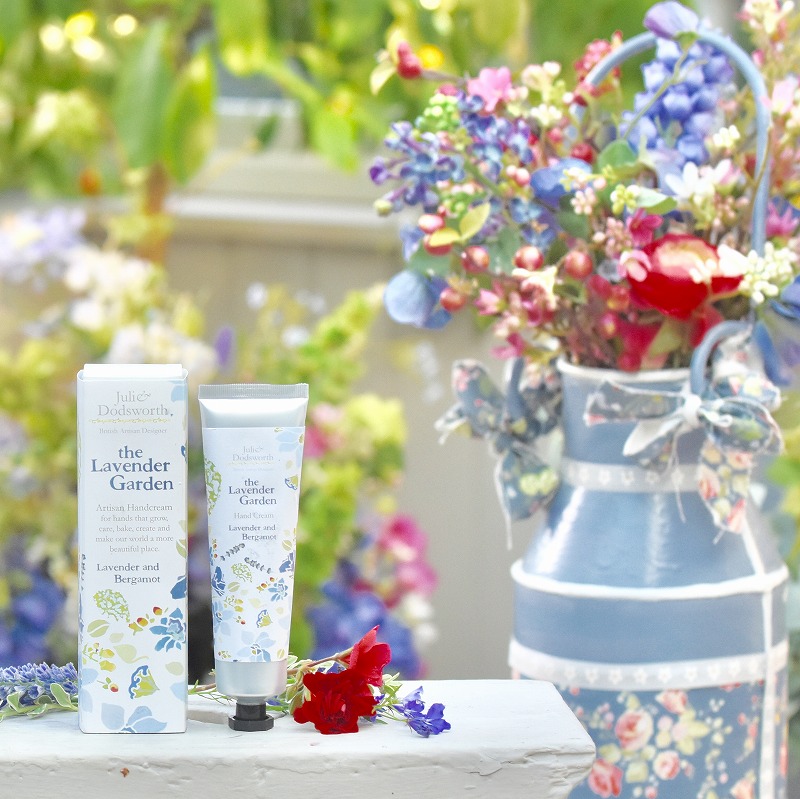 ハンドクリーム　ラベンダーガーデン