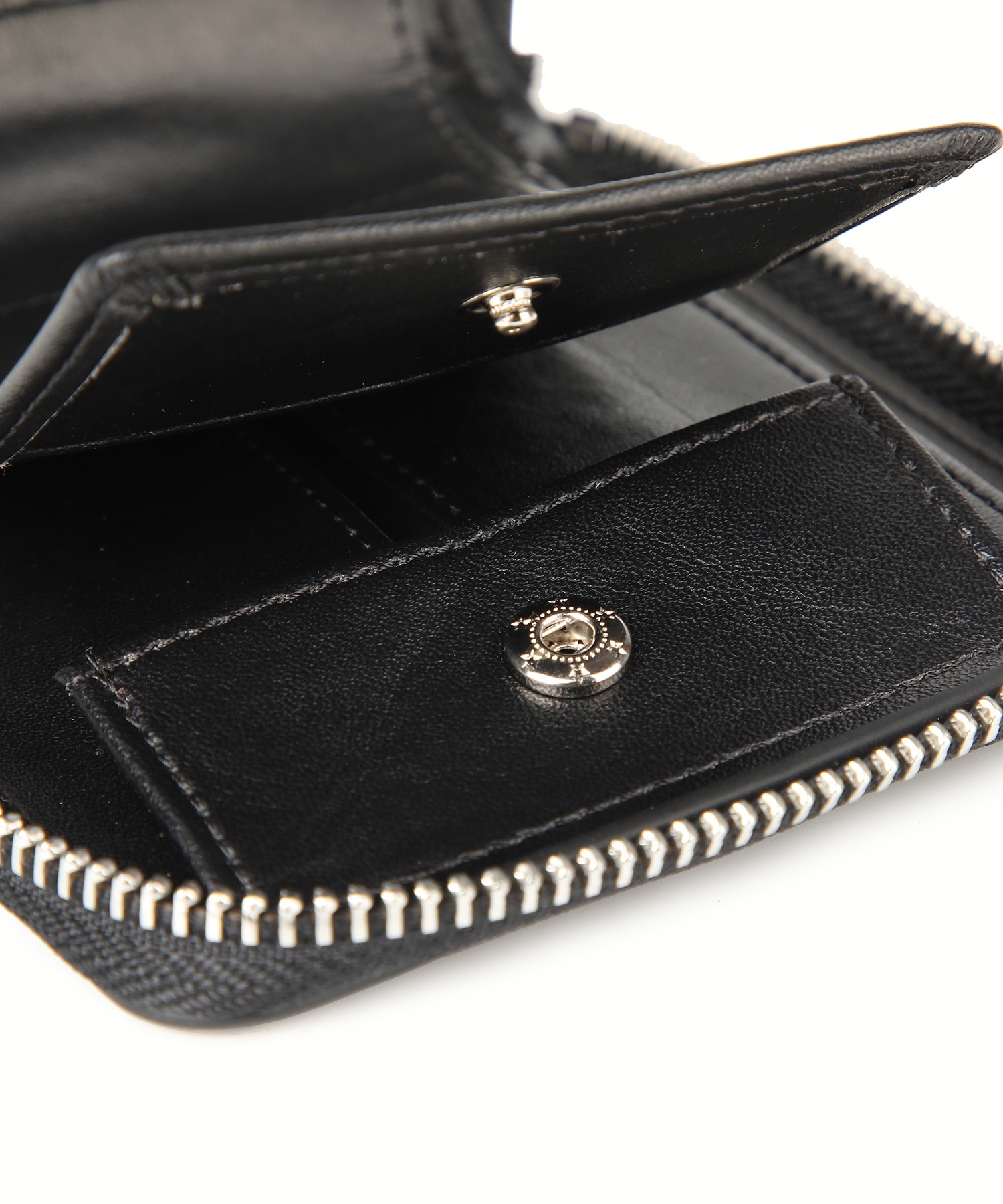 アドバン　二つ折りZIP財布