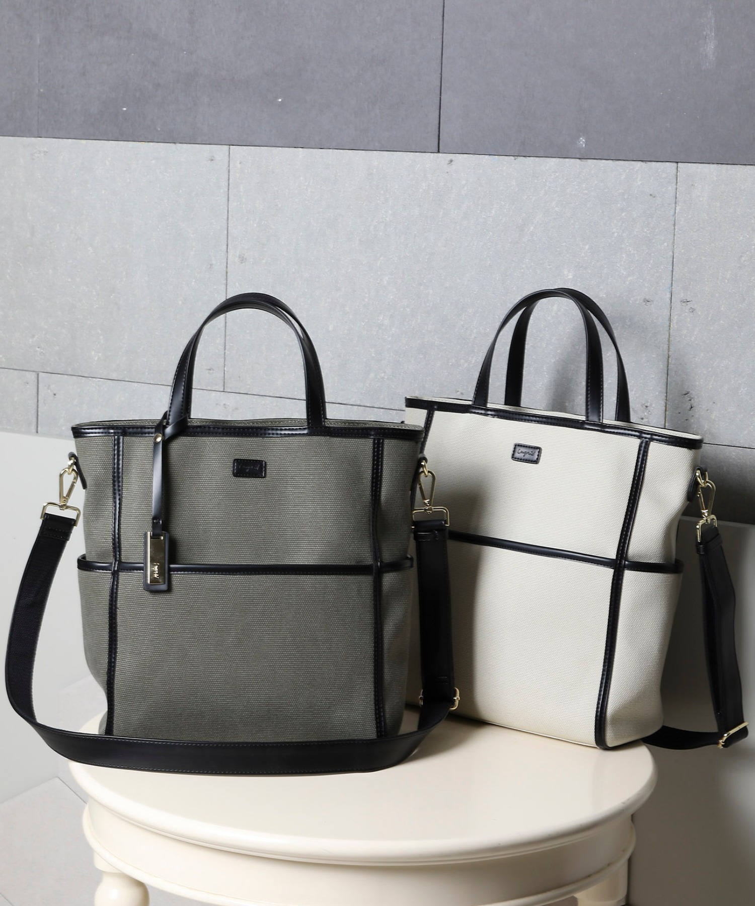 ナチュラルコットン縦長Ａ4トート  チャーム付き